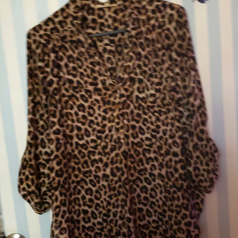 Ladies Animal print blouse